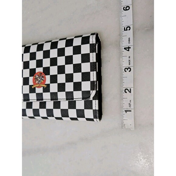 Buckle-Down Looney Tunes Faux Leather Foldover Wallet - Picture 6 of 7
